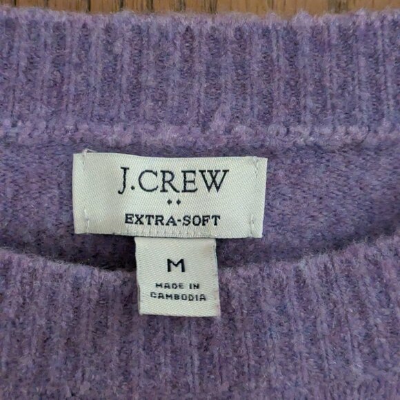 J.Crew Lavender Purple "Extra Soft" Crewneck Sweater-Size Medium - Picture 2 of 3